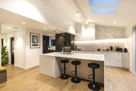 Photo of property in 293 Cannon Hill Crescent, Mount Pleasant, Christchurch, 8081