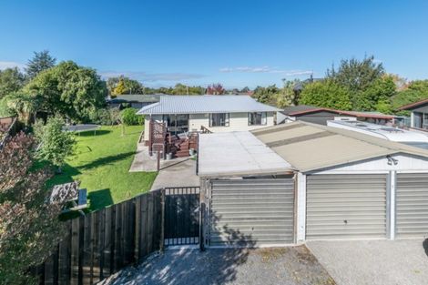 Photo of property in 5 Leech Place, Rangiora, 7400