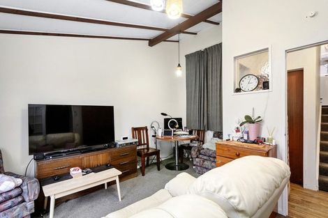 Photo of property in 26 Fyvie Avenue, Tawa, Wellington, 5028