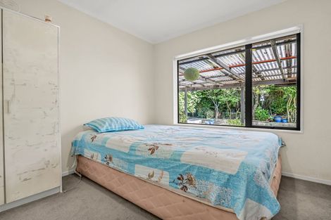 Photo of property in 54 Magic Way, Randwick Park, Auckland, 2105