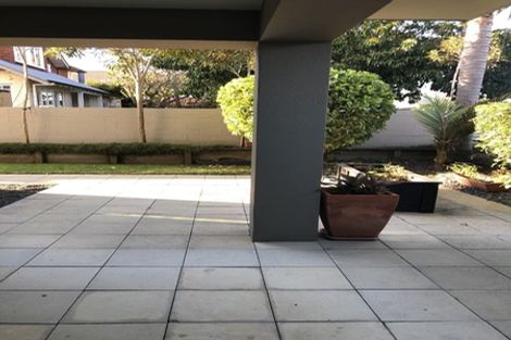 Photo of property in 7/235 Devonport Road, Tauranga, 3110