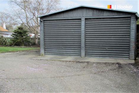 Photo of property in 16 Moore Street, Milton, 9220