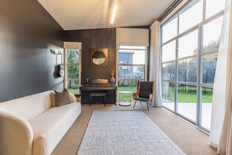 Photo of property in 10 Cotswolds Close, Otamatea, Whanganui, 4500