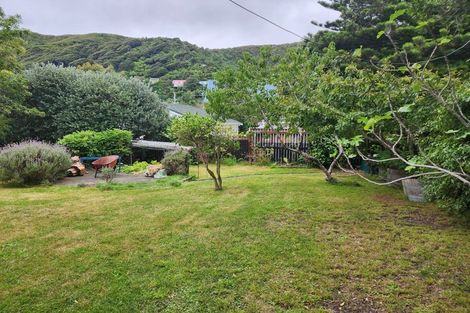 Photo of property in 1 Nikau Street, Eastbourne, Lower Hutt, 5013