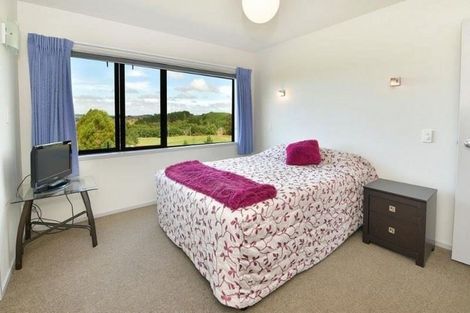 Photo of property in 315 Kahikatea Flat Road, Waitoki, Kaukapakapa, 0871