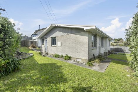 Photo of property in 14b Richard Street, Titahi Bay, Porirua, 5022