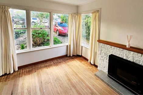 Photo of property in 19 View Road, Glenfield, Auckland, 0627