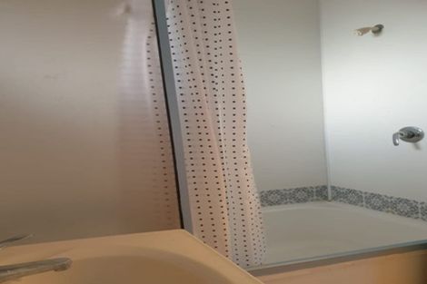 Photo of property in 3a Sutton Crescent, Papatoetoe, Auckland, 2025