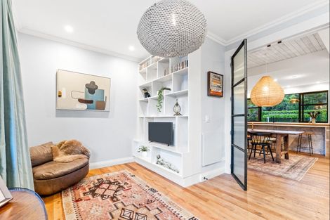 Photo of property in 2 Tamahunga Drive, Matakana, Warkworth, 0985