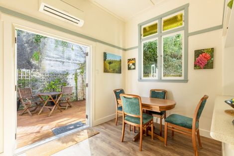 Photo of property in 20 Brewster Street, Bluff Hill, Napier, 4110