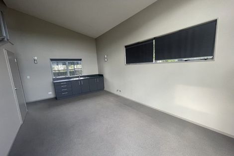 Photo of property in 9 Armstrong Farm Drive, East Tamaki Heights, Auckland, 2016