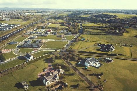 Photo of property in 5 Makete Crescent, Hobsonville, Auckland, 0618