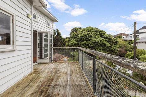 Photo of property in 85a Nevay Road, Miramar, Wellington, 6022