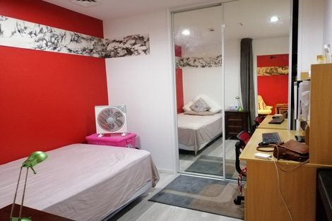 Photo of property in Shoal Haven Apartments, 308a/130 Anzac Street, Takapuna, Auckland, 0622