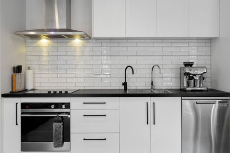 Photo of property in 18 Tomairangi Crescent, Pukekohe, 2120