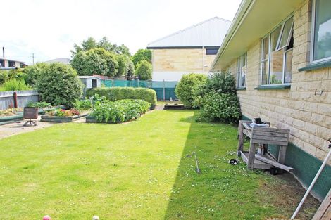 Photo of property in 1 Evered Street, Weston, Oamaru, 9401