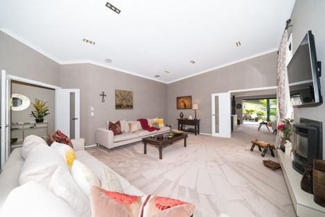 Photo of property in 101 James Line, Kelvin Grove, Palmerston North, 4414