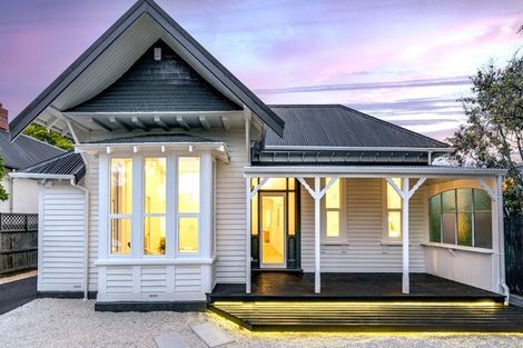 Photo of property in 10 Weston Road, St Albans, Christchurch, 8052