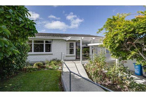 Photo of property in 2/4 Cain Street, Parkside, Timaru, 7910