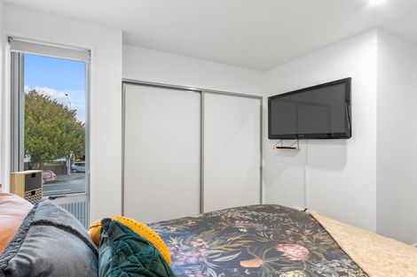 Photo of property in 11/318 Barbadoes Street, Christchurch Central, Christchurch, 8011