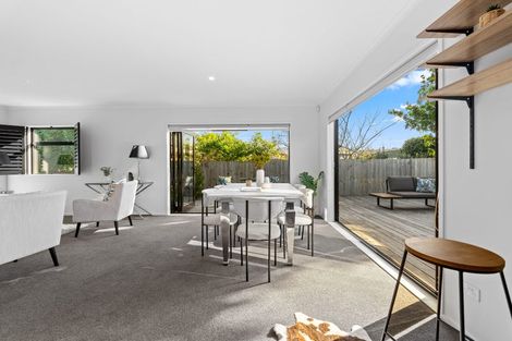 Photo of property in 27a Lillian Place, Orewa, 0931