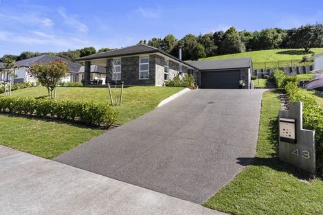 Photo of property in 43 Lakeside Terrace, Omokoroa, 3114