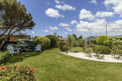 Photo of property in 3 Hinton Place, Pyes Pa, Tauranga, 3112