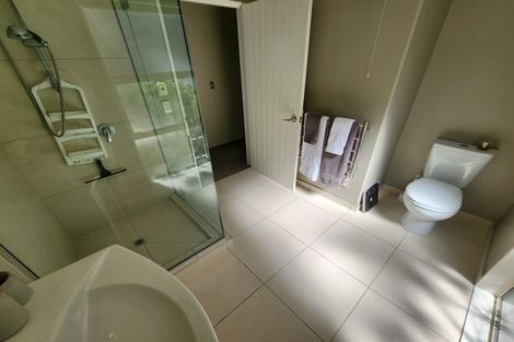 Photo of property in 6 Redcliffs View Lane, Redcliffs, Christchurch, 8081