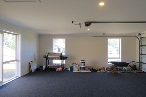 Photo of property in 64 Golden Shore Place, Coromandel, 3506