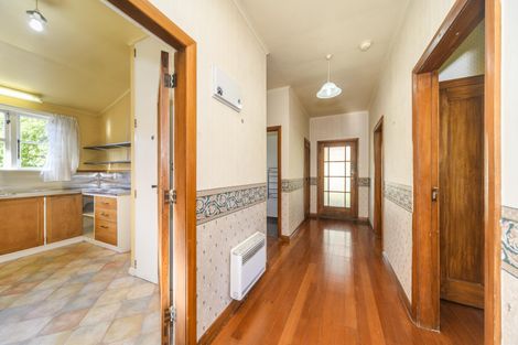 Photo of property in 6 Nathan Place, West End, Palmerston North, 4412