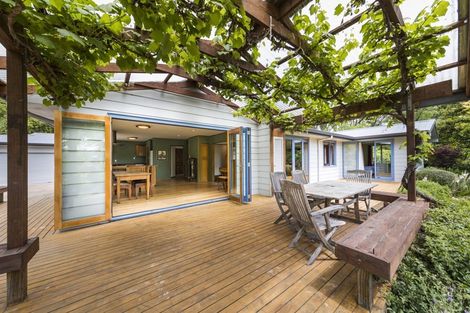 Photo of property in 136 Pohangina Valley Road East, Ashhurst, 4884