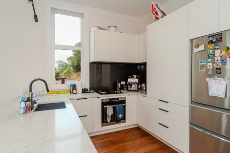 Photo of property in 1 Torquay Terrace, Newtown, Wellington, 6021