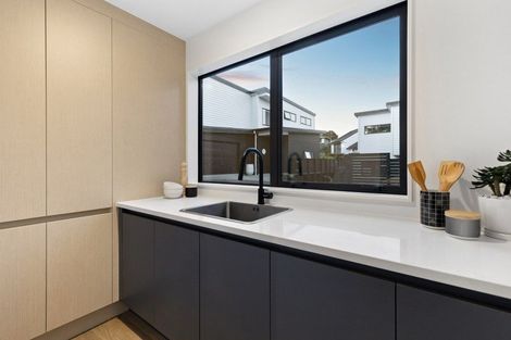 Photo of property in 8 Libby Lane, Howick, Auckland, 2010