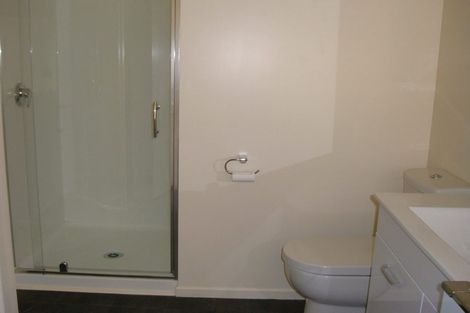 Photo of property in 1/32 Wicklow Road, Narrow Neck, Auckland, 0622