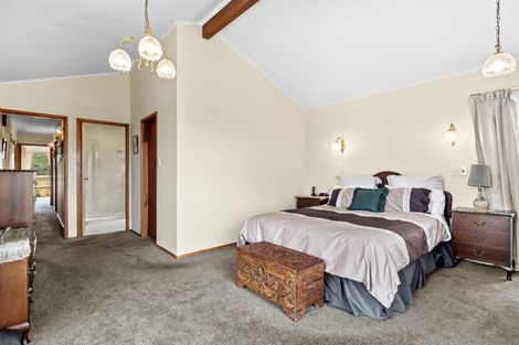 Photo of property in 31 Bellbird Rise, Murrays Bay, Auckland, 0630