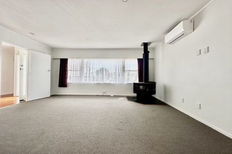 Photo of property in 1 Short Street, Manurewa East, Auckland, 2102