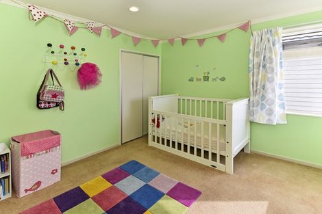 Photo of property in 49 Bruce Pulman Drive, Takanini, 2112