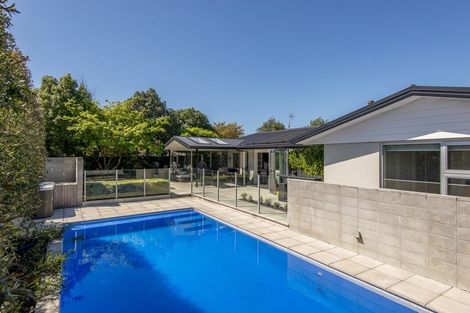 Photo of property in 89b Memorial Avenue, Ilam, Christchurch, 8053