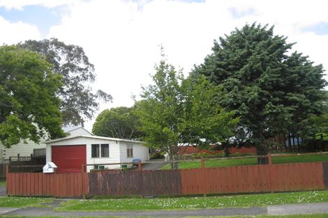Photo of property in 24 Frobisher Way, Clendon Park, Auckland, 2103