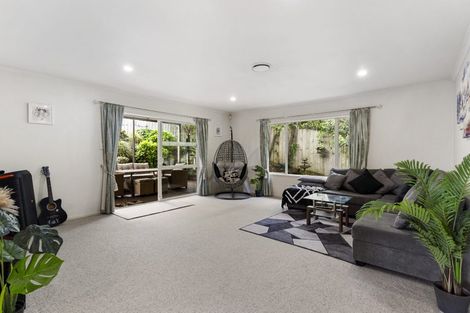 Photo of property in 26a Park Road, Glenfield, Auckland, 0629