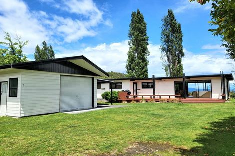 Photo of property in 5 Keitha Place, Kinloch, Taupo, 3377