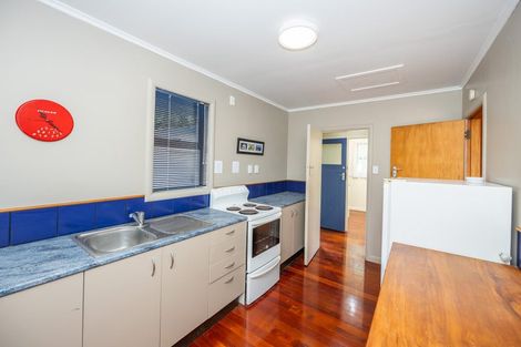 Photo of property in 39 Rose Street, Raglan, 3225