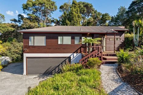 Photo of property in 2/18 Fernwood Grove, Bayview, Auckland, 0629