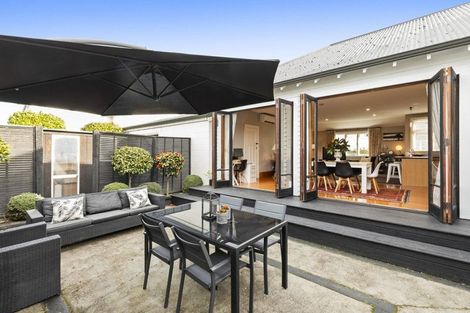 Photo of property in 32 Taylors Avenue, Bryndwr, Christchurch, 8052