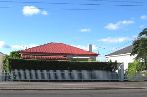 Photo of property in 18 Calliope Road, Devonport, Auckland, 0624