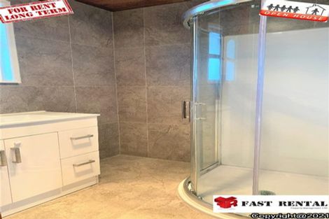 Photo of property in 83 Red Beach Road, Red Beach, 0932