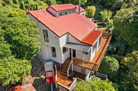 Photo of property in 84a Mount Pleasant Road, Aro Valley, Wellington, 6012