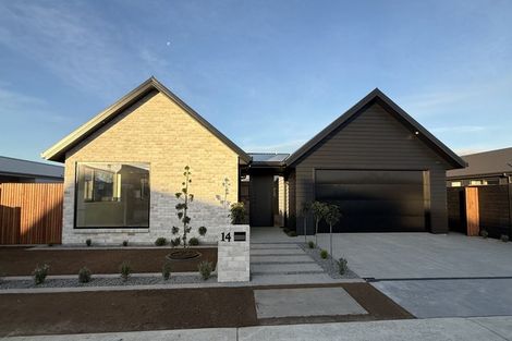 Photo of property in 14 Hugo Shaw Drive, Cambridge, 3434