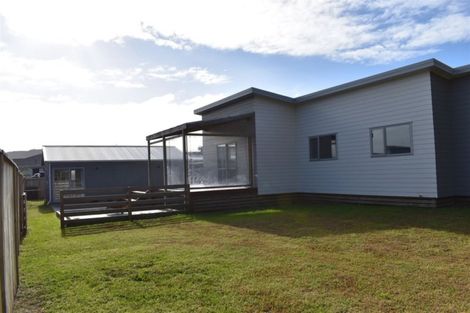 Photo of property in 4a Beachcomber Road, Mangawhai Heads, Mangawhai, 0505
