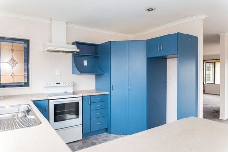 Photo of property in 19 King Street, Dannevirke, 4930